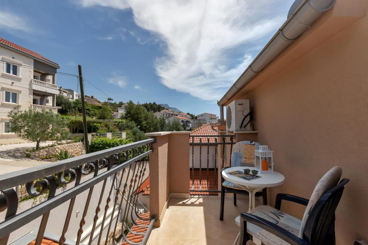 Apartments And Rooms With Parking Space Duce, Omis - 10303 Exteriér fotografie