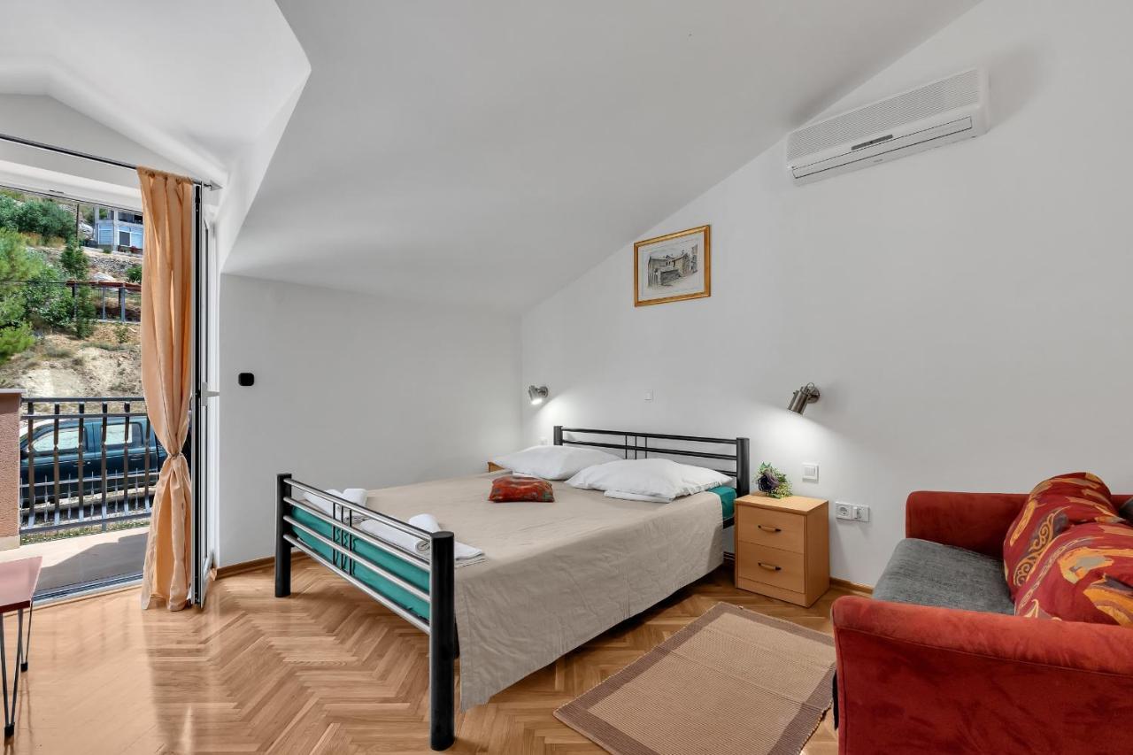 Apartments And Rooms With Parking Space Duce, Omis - 10303 Exteriér fotografie