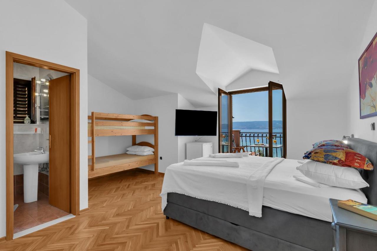 Apartments And Rooms With Parking Space Duce, Omis - 10303 Exteriér fotografie