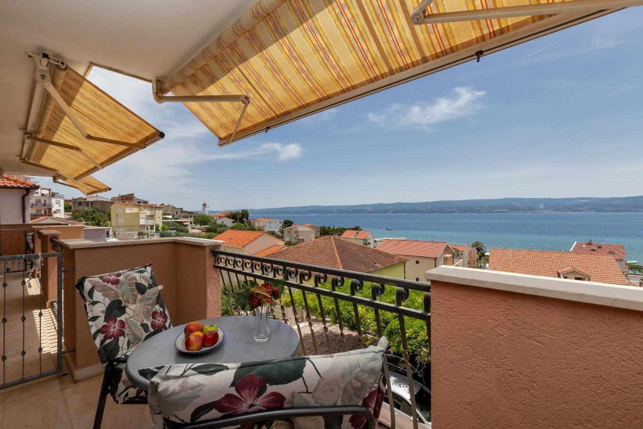 Apartments And Rooms With Parking Space Duce, Omis - 10303 Exteriér fotografie
