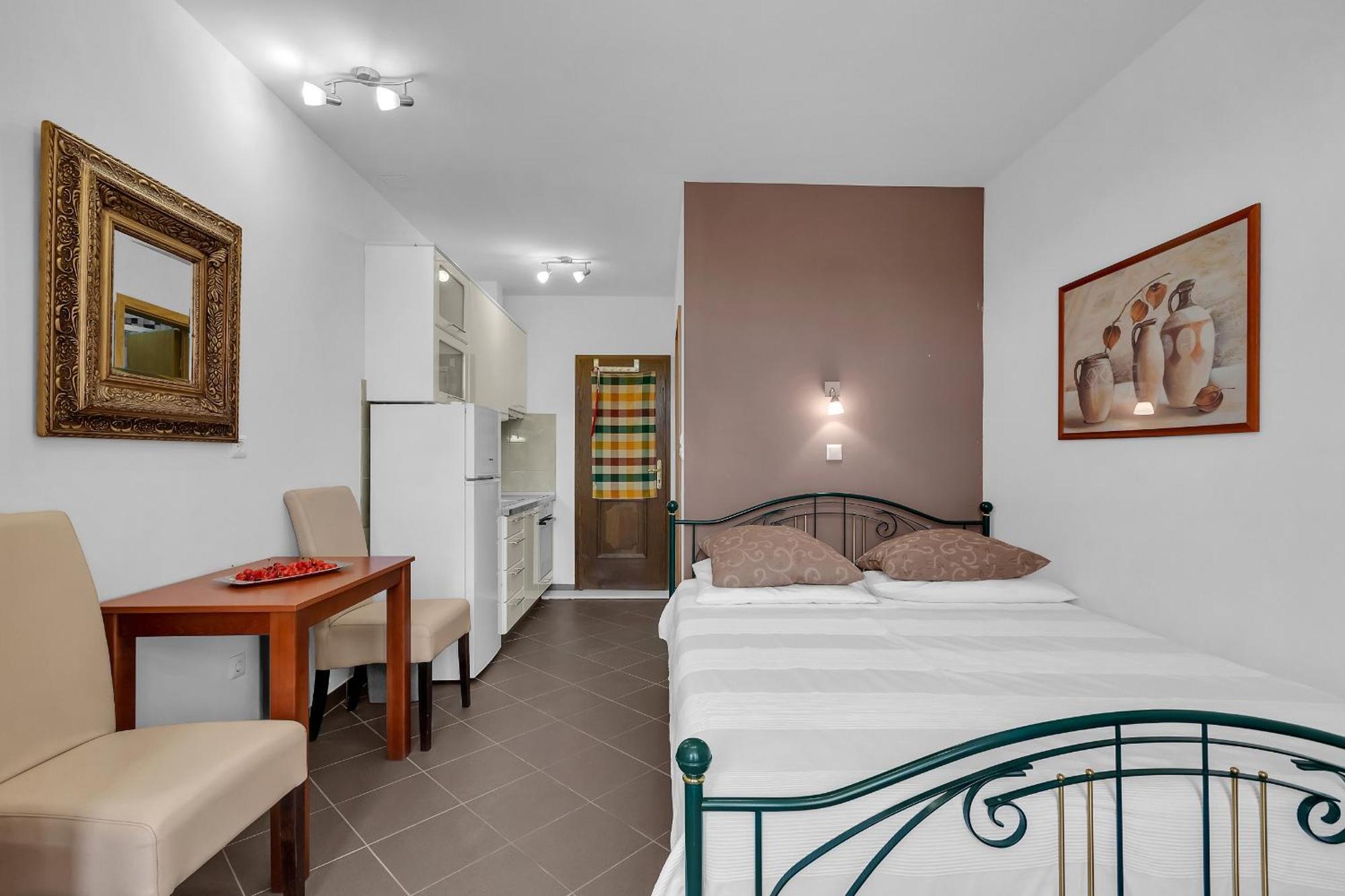 Apartments And Rooms With Parking Space Duce, Omis - 10303 Pokoj fotografie