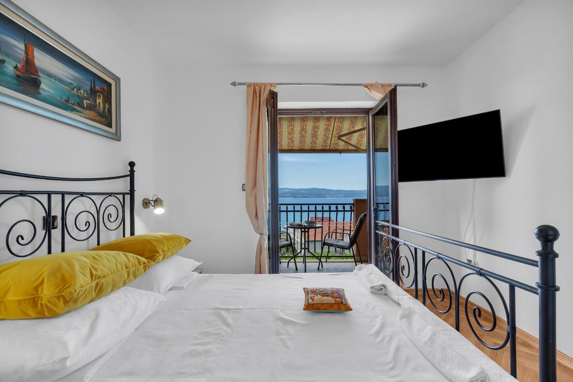 Apartments And Rooms With Parking Space Duce, Omis - 10303 Pokoj fotografie
